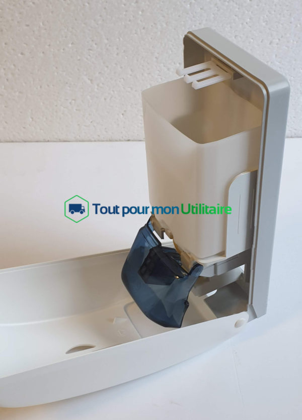 aménagement et accessoire distributeur de savon gel hygiène hydroalcoolique pour fourgon