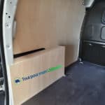 aménagement équipement protection plancher de protection en bois pour Nissan NV250 L1 2019+ 1 porte latérale contreplaqué coté gauche avec mode opératoire